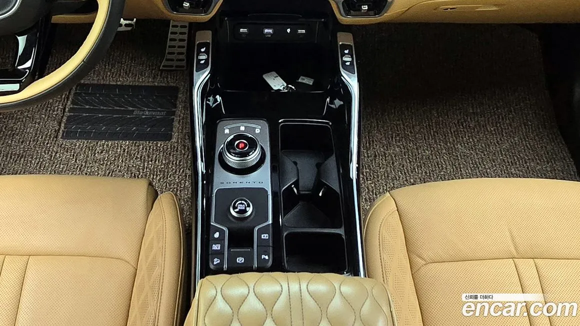 Kia Sorento — фото 8