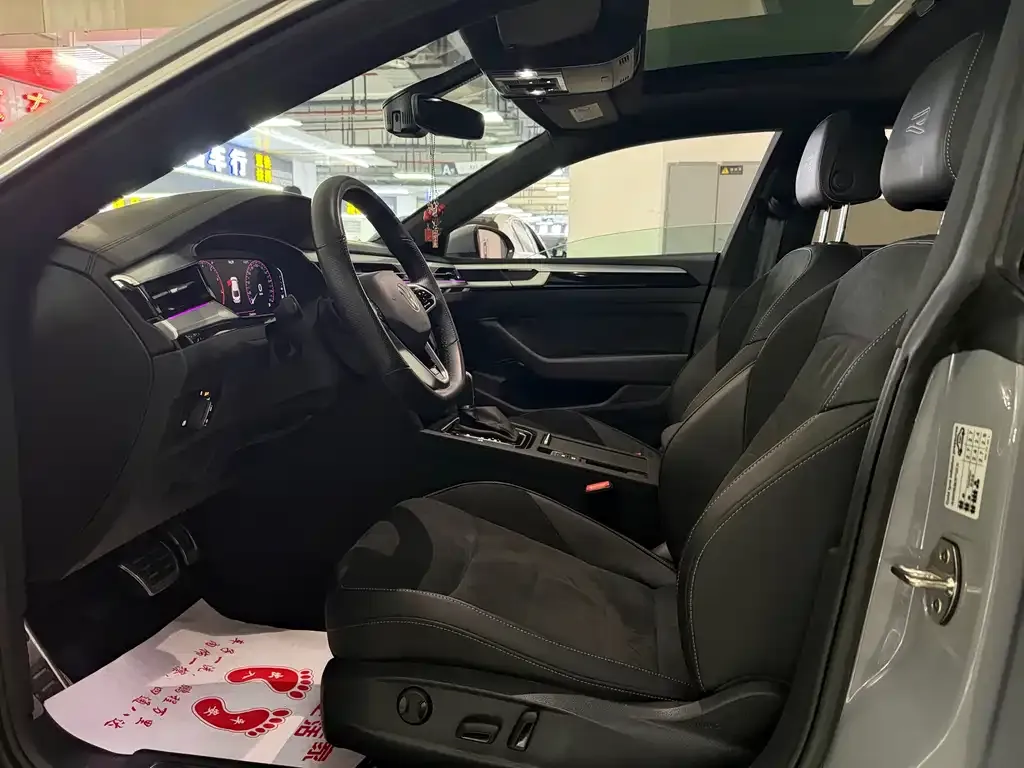 Volkswagen CC 2023 из CN, фото 6