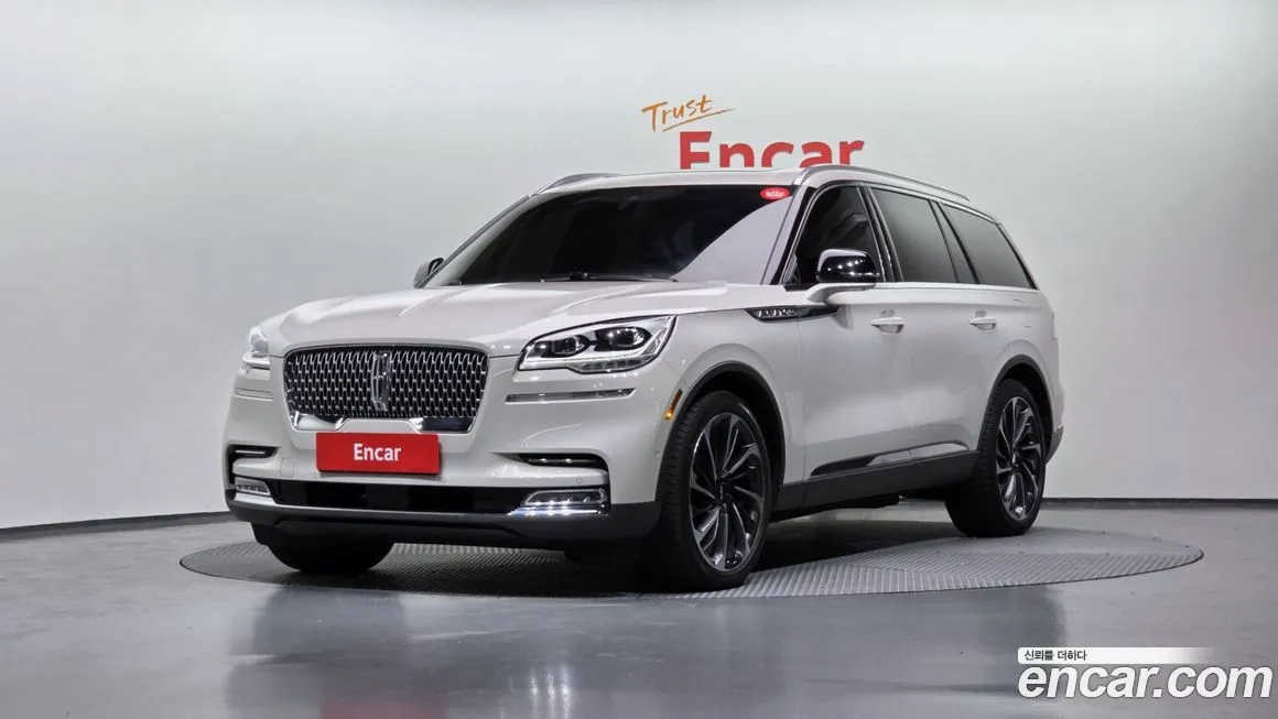 Lincoln Aviator