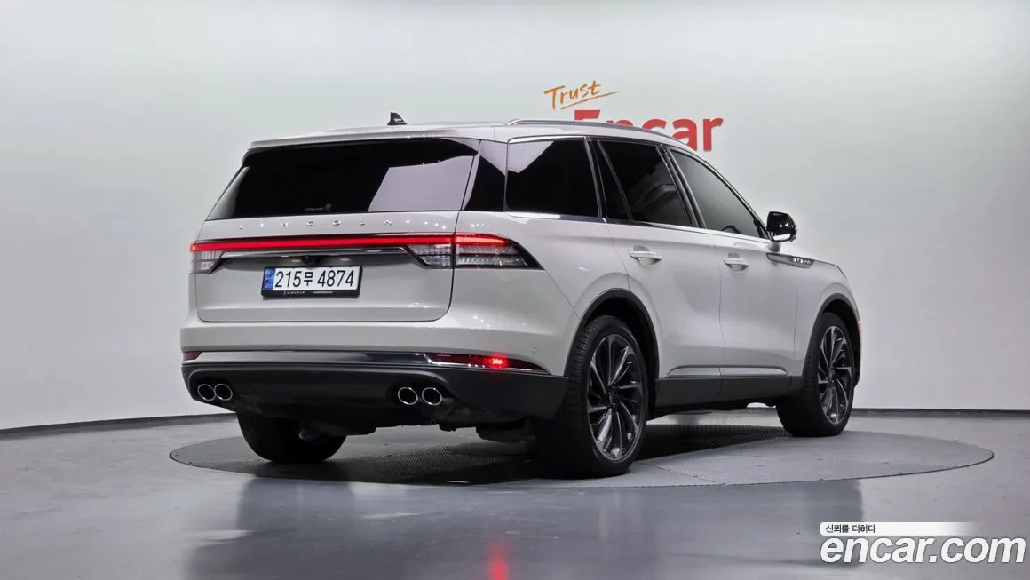 Lincoln Aviator 2023 из KR, фото 3