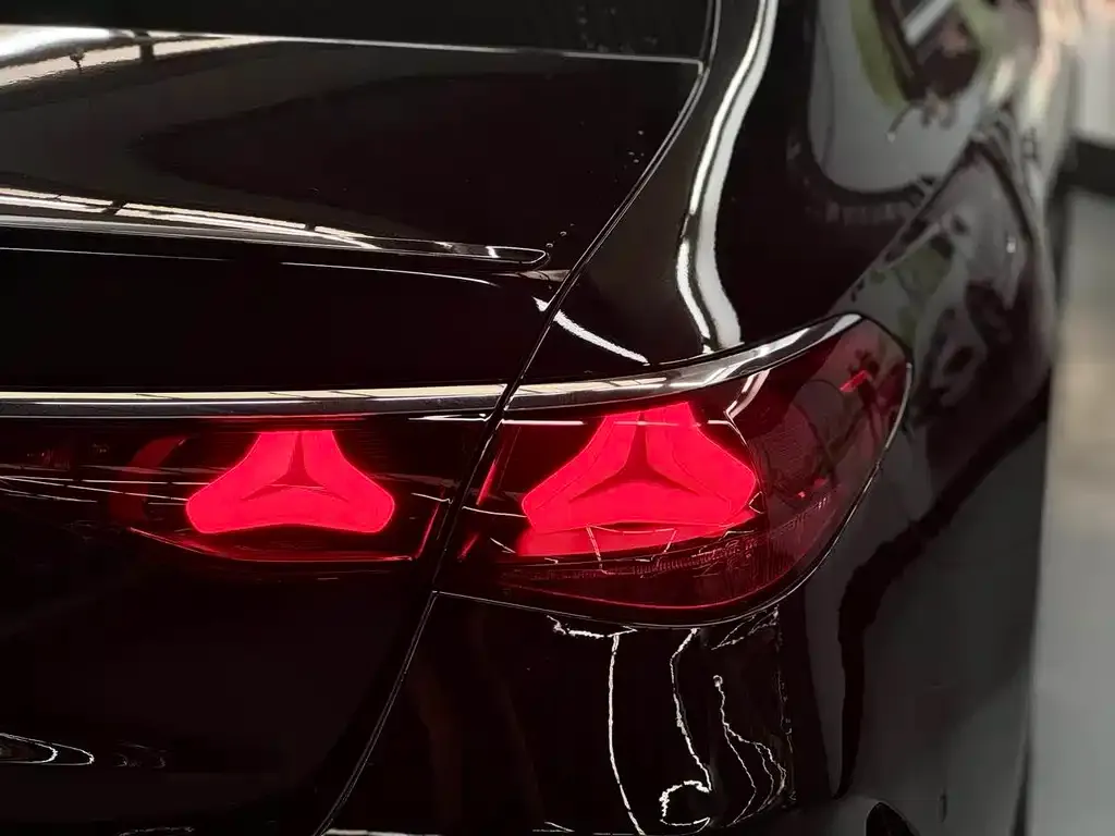 Mercedes-Benz E-Class (Import) — фото 10