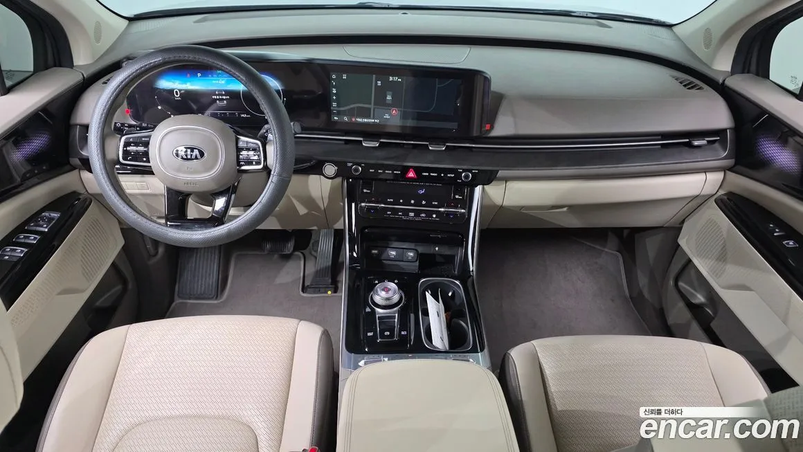 Kia Carnival — фото 7