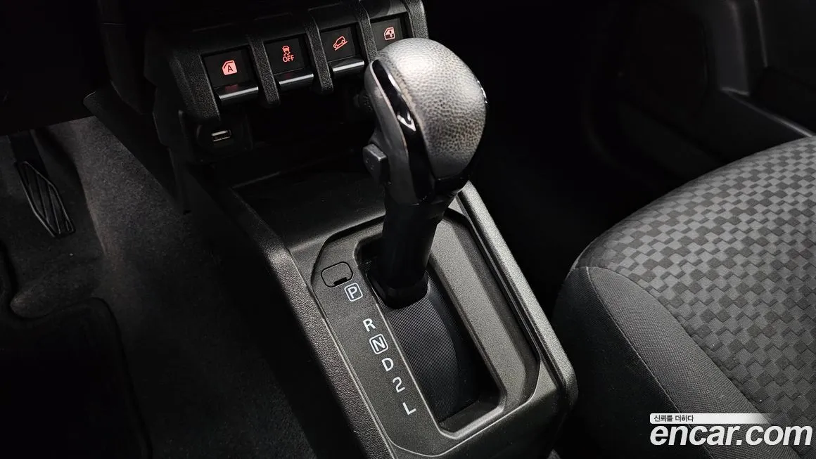 Suzuki Jimny 2022 из KR, фото 7