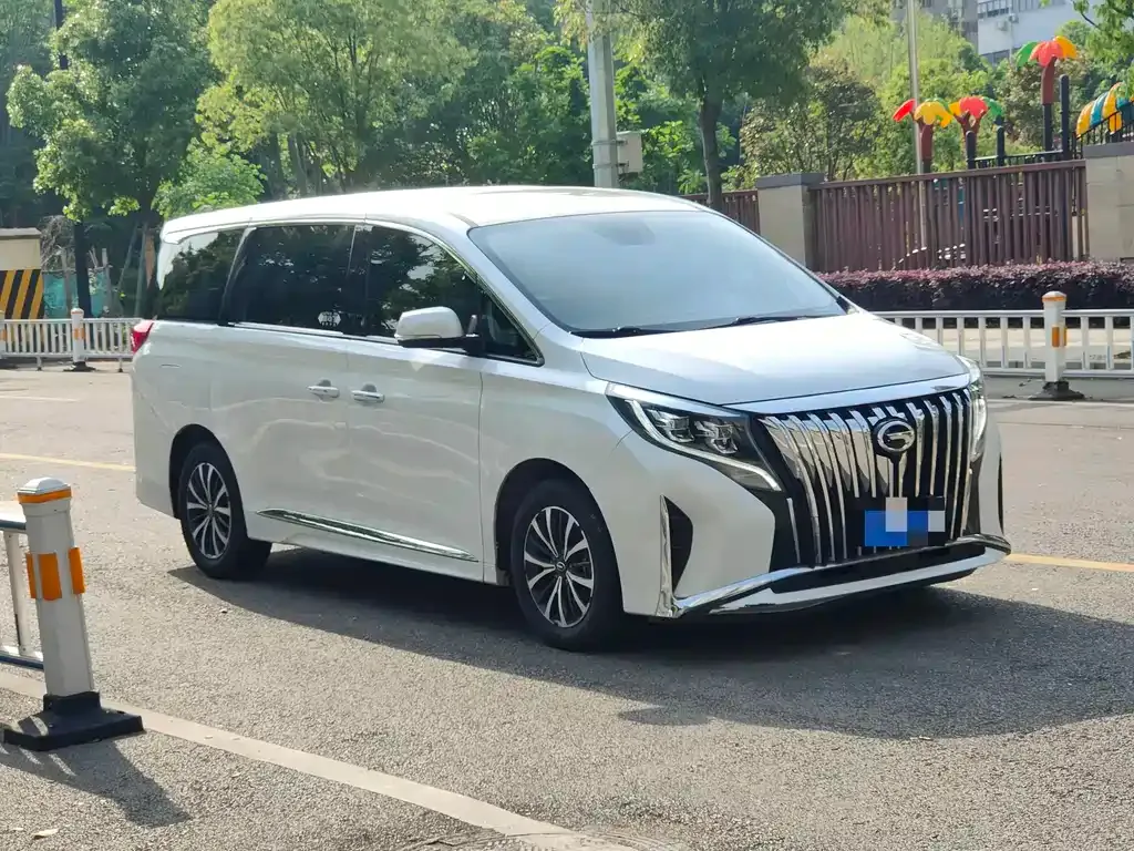 GAC Motor Trumpchi M8 — фото 6