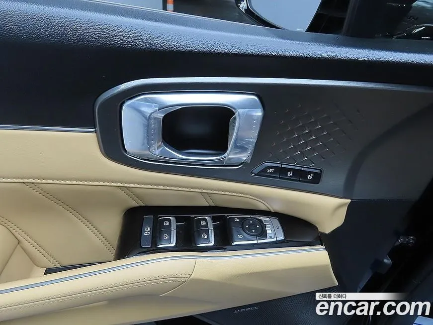 Kia Sorento — фото 8