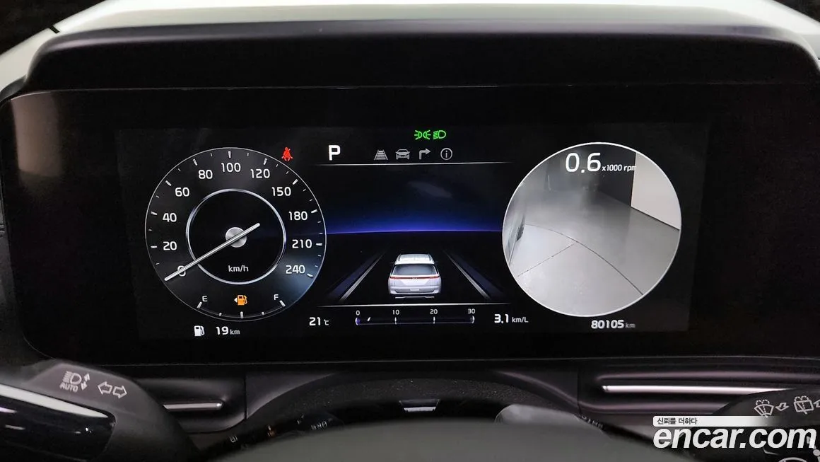 Kia Carnival — фото 10