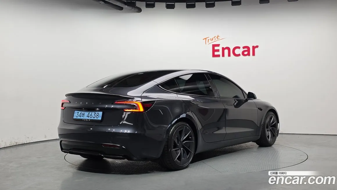 Tesla Model 3 — фото 6
