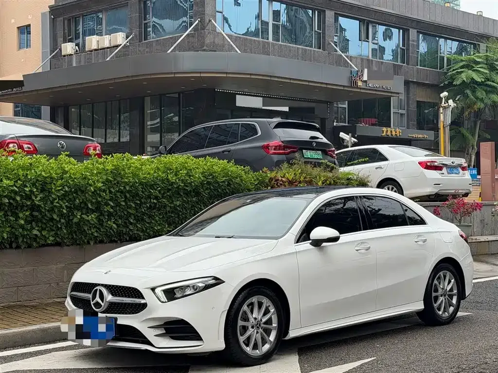 Mercedes-Benz A-Class — фото 1