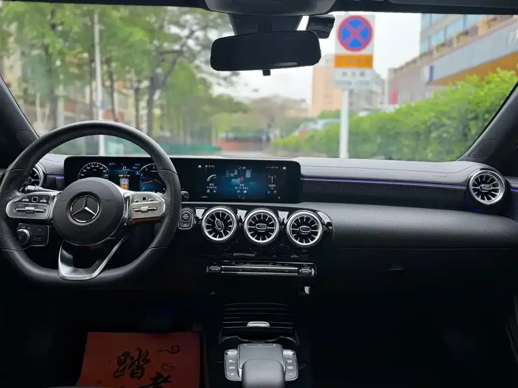 Mercedes-Benz A-Class — фото 10