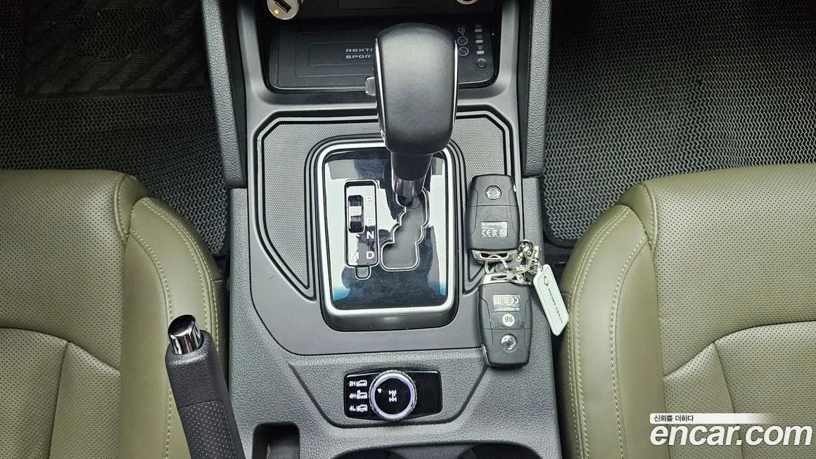 KG Mobility (Ssangyong) Rexton — фото 9