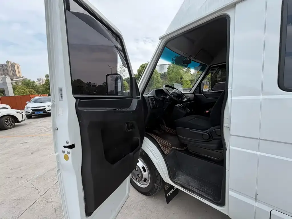 IVECO Daily 2025 из CN, фото 7