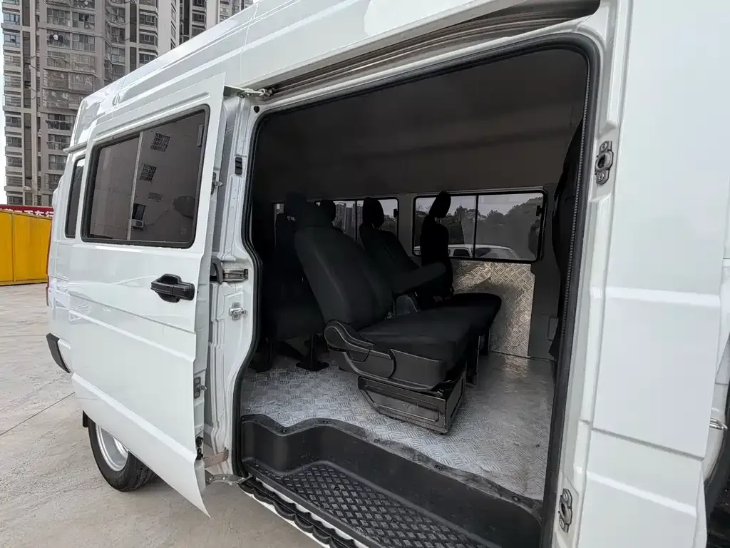 IVECO Daily 2025 из CN, фото 3