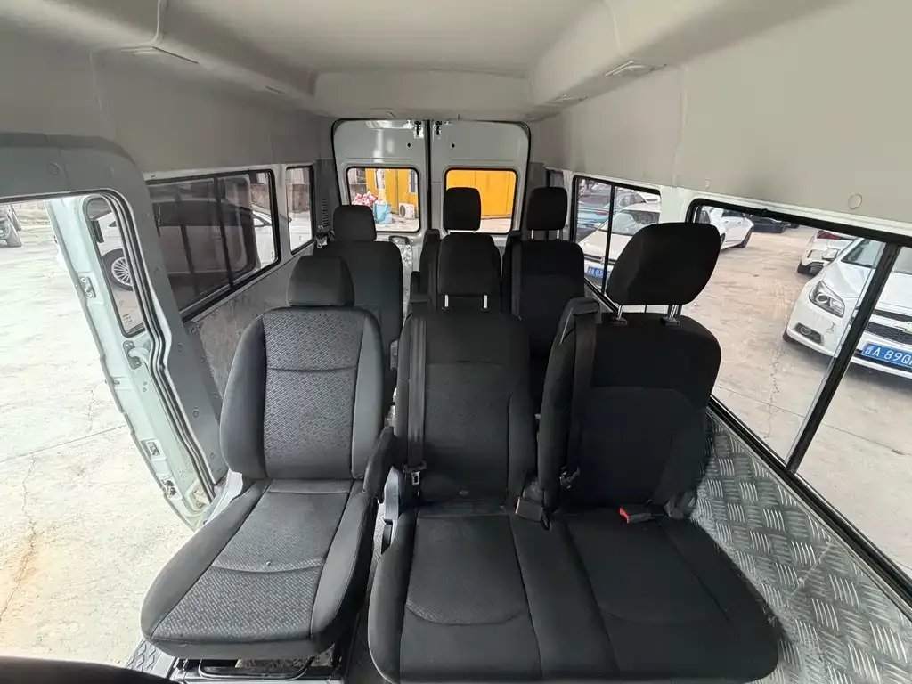 IVECO Daily 2025 из CN, фото 4