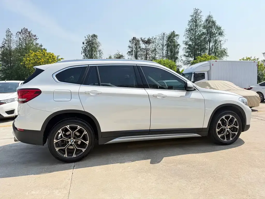BMW X1 — фото 3