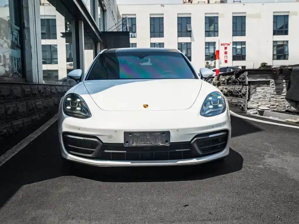 Porsche Panamera — фото 10