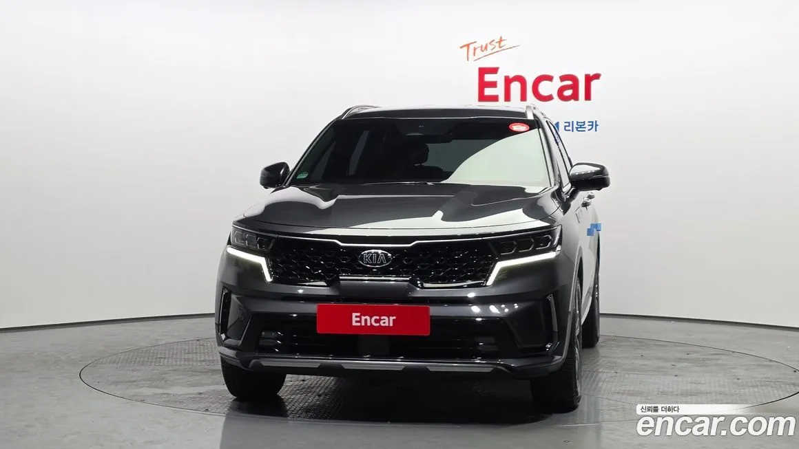Kia Sorento — фото 8