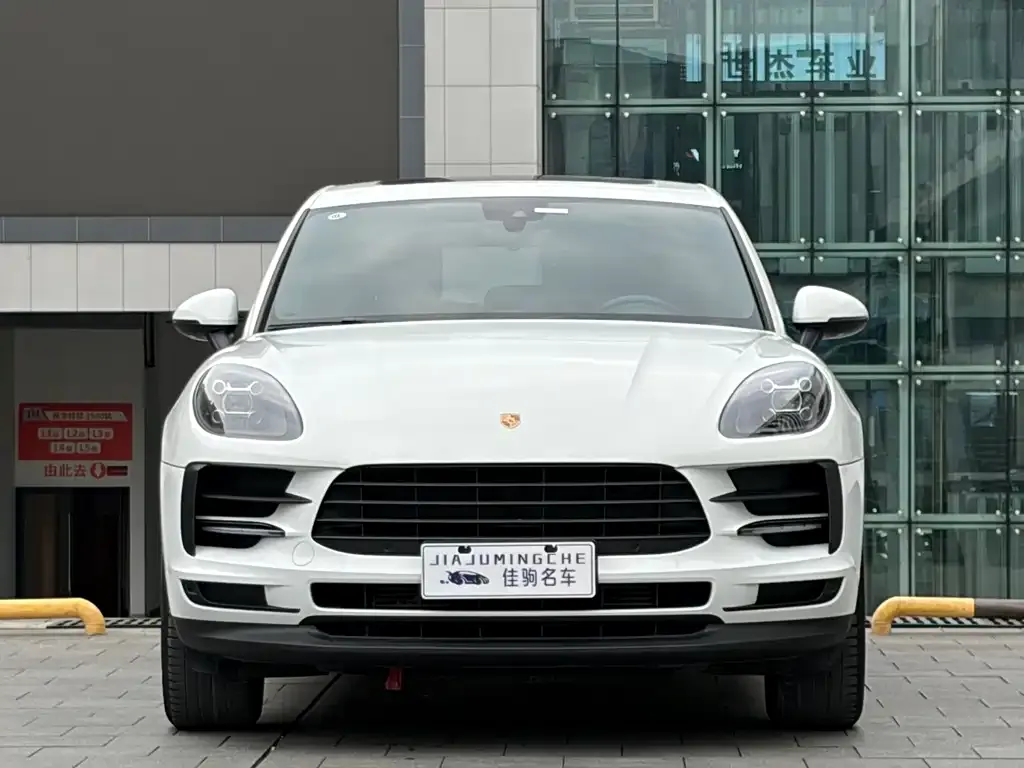 Porsche Macan — фото 9