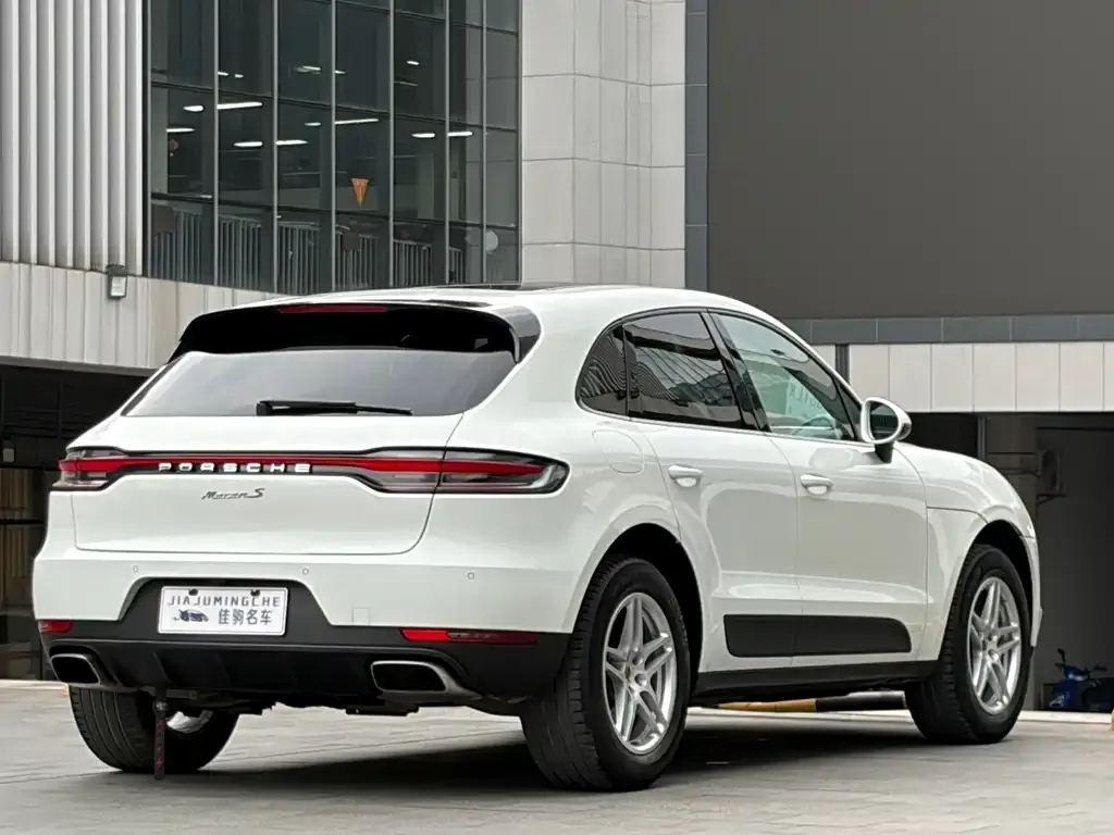 Porsche Macan — фото 3