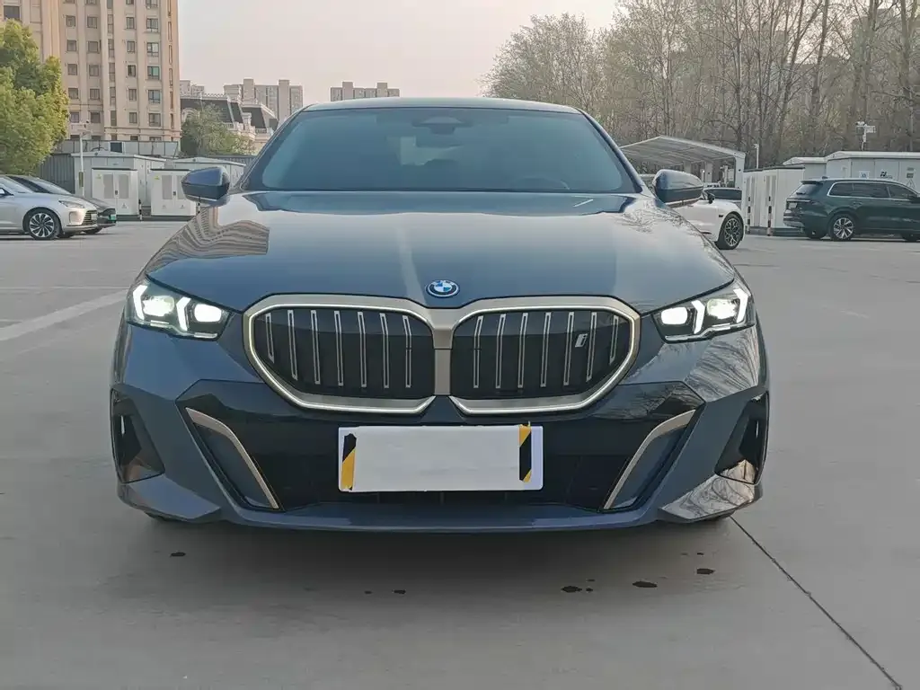 BMW i5 2024 из CN, фото 9