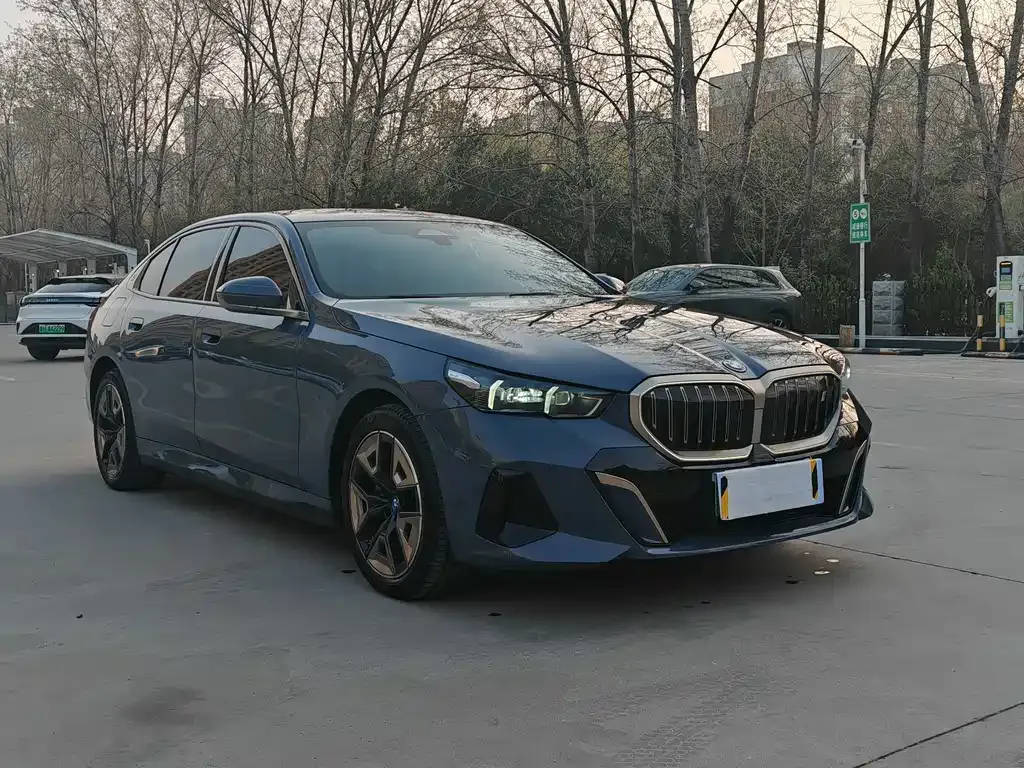 BMW i5 2024 из CN, фото 8