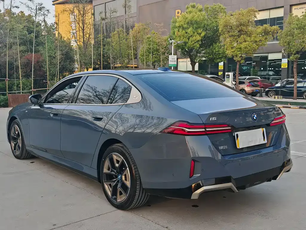 BMW i5 2024 из CN, фото 10