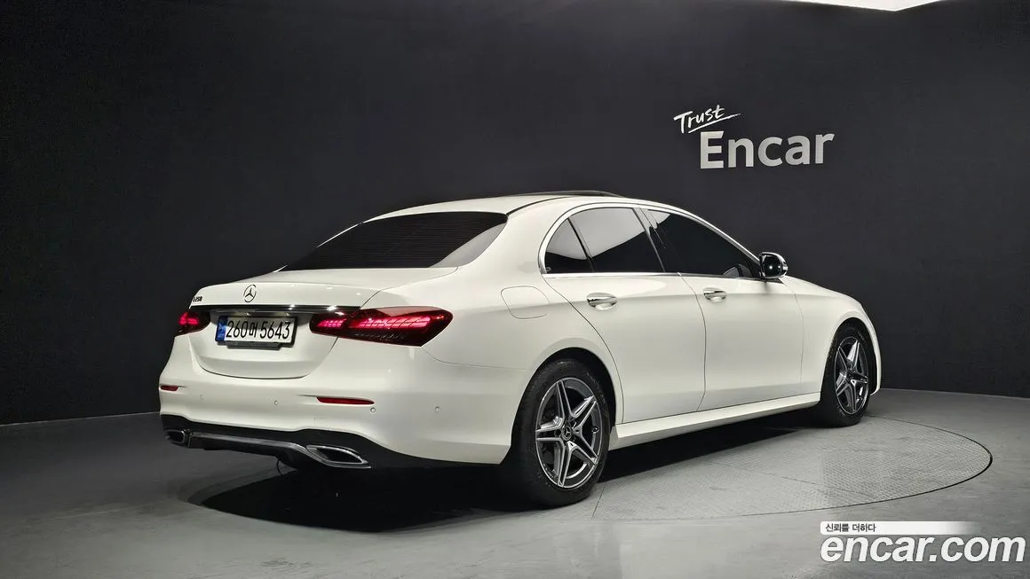 Mercedes-Benz E-Class 2023 из KR, фото 4