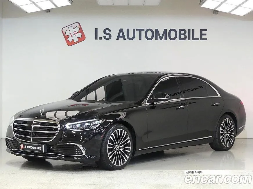Mercedes-Benz S-Class — фото 1