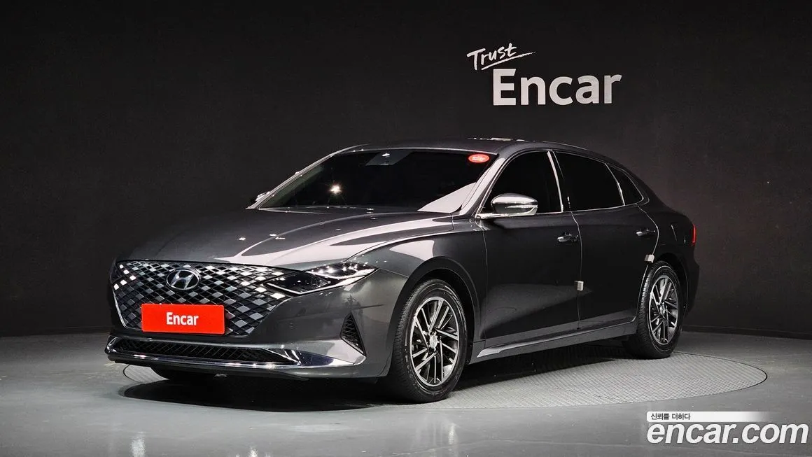 Hyundai Grandeur — фото 1