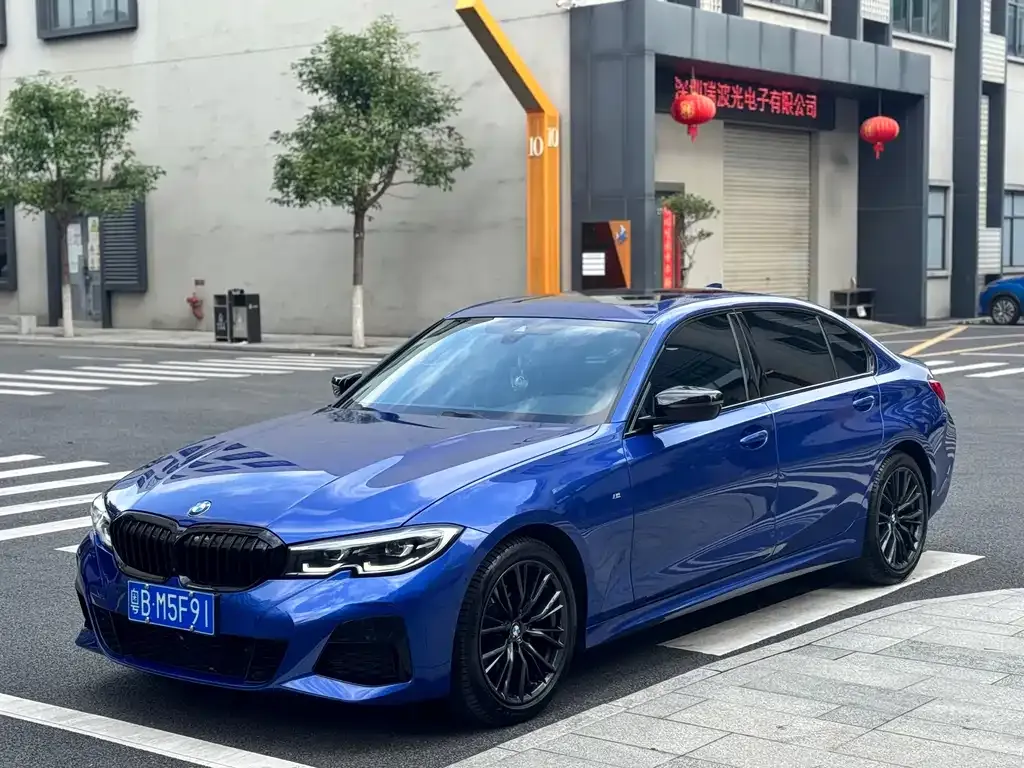 BMW 3 Series — фото 1