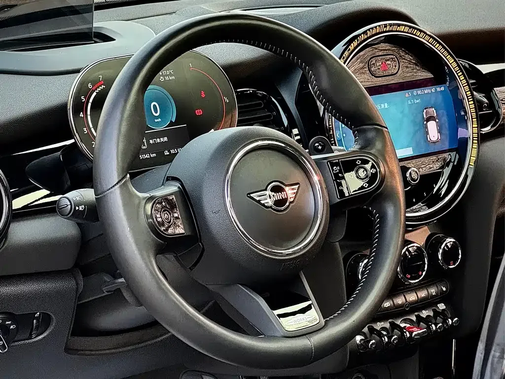 MINI JCW (John Cooper Works) 2022 из CN, фото 3