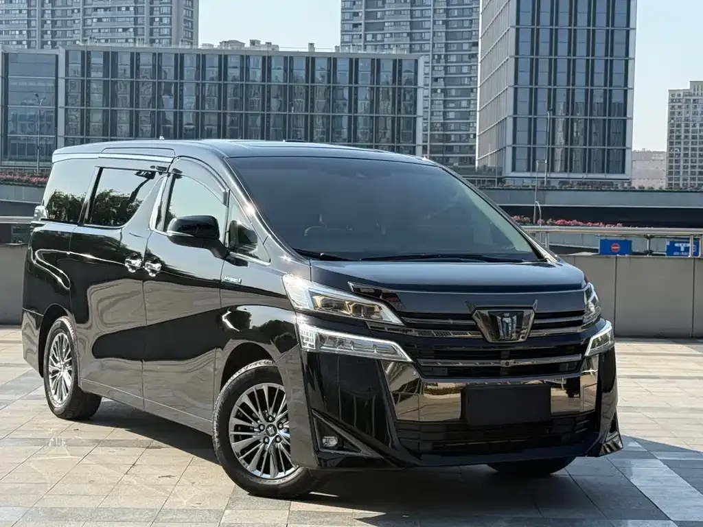Toyota Vellfire 2023 из CN, фото 9