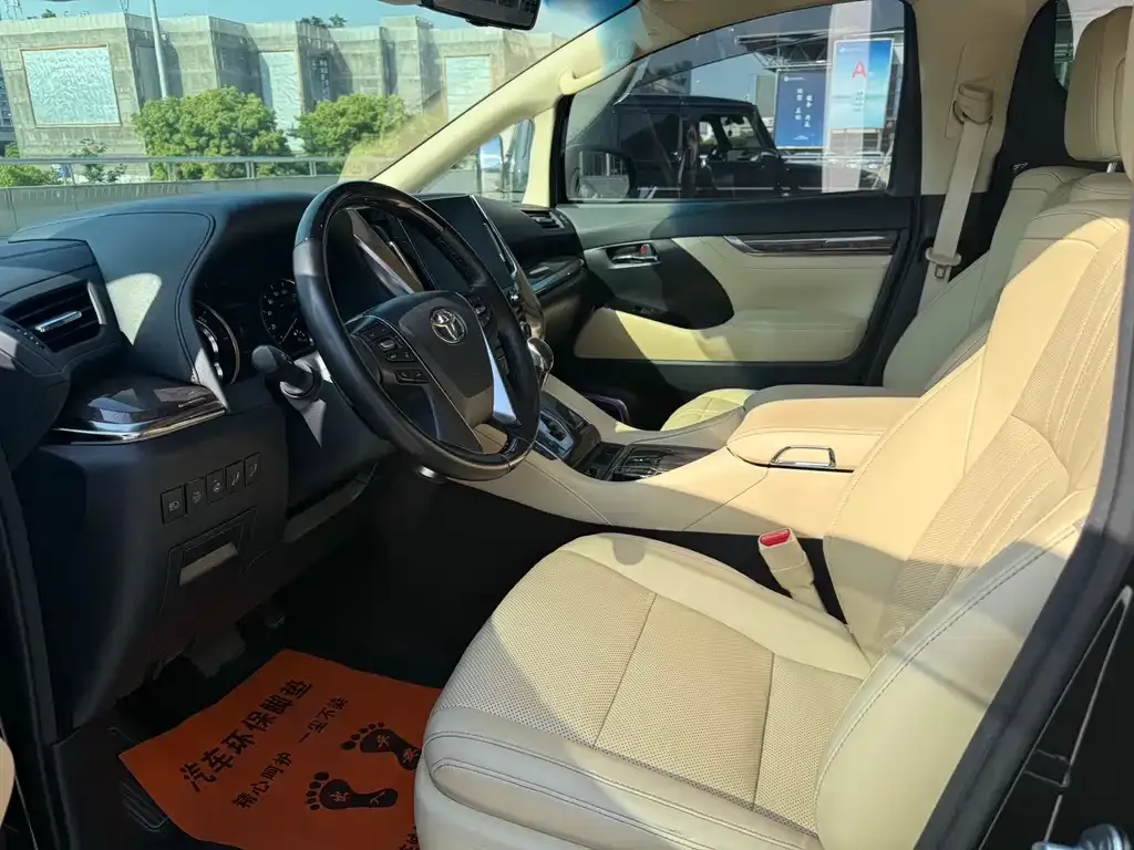 Toyota Vellfire 2023 из CN, фото 6