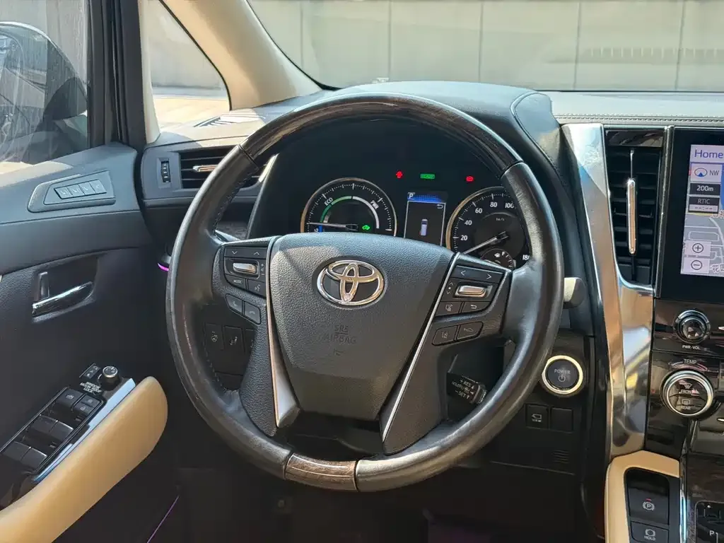 Toyota Vellfire 2023 из CN, фото 3
