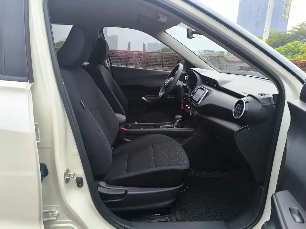 Nissan Kicks 2022 из CN, фото 2