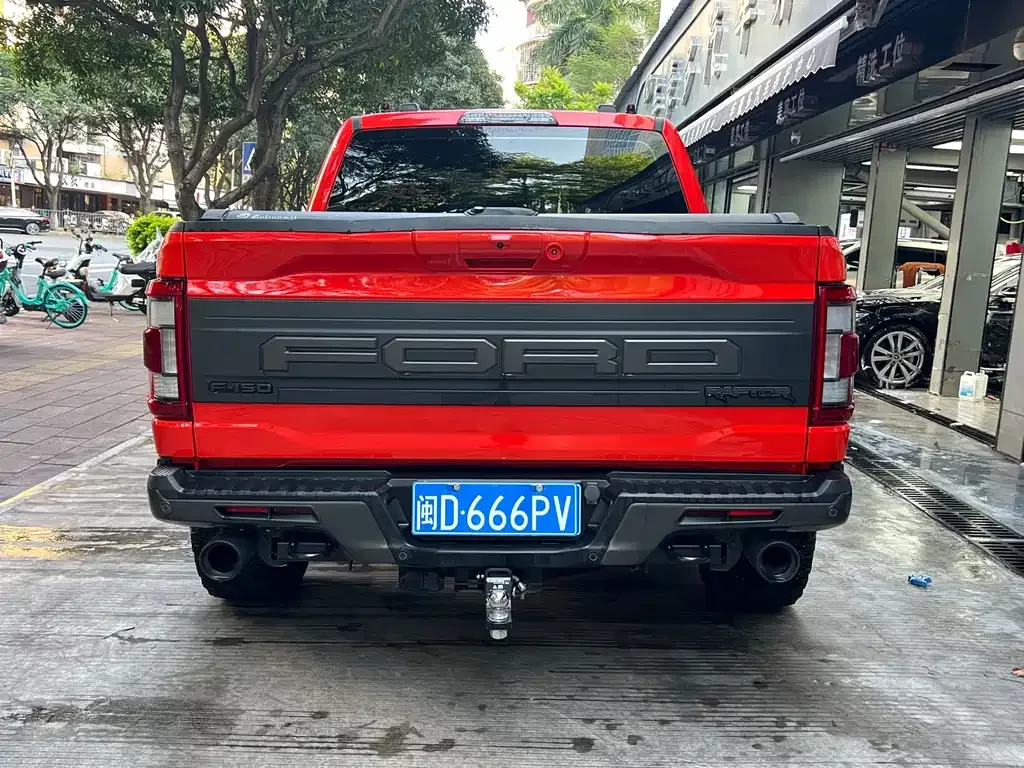 Ford F-150 Raptor — фото 6
