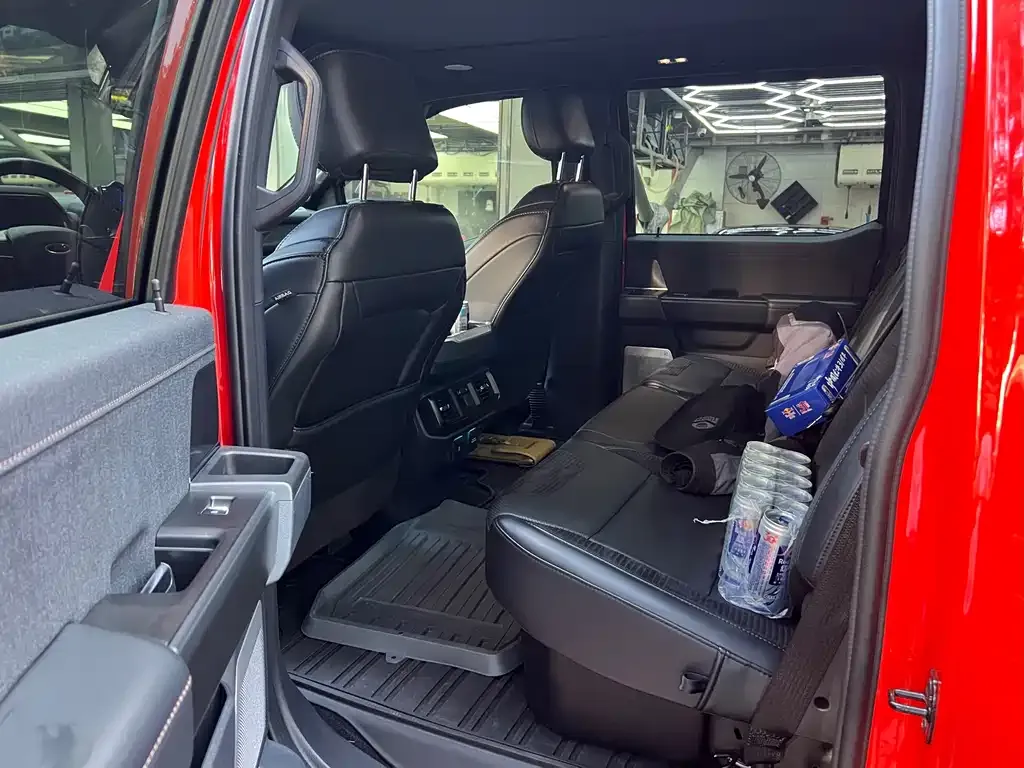 Ford F-150 Raptor — фото 2