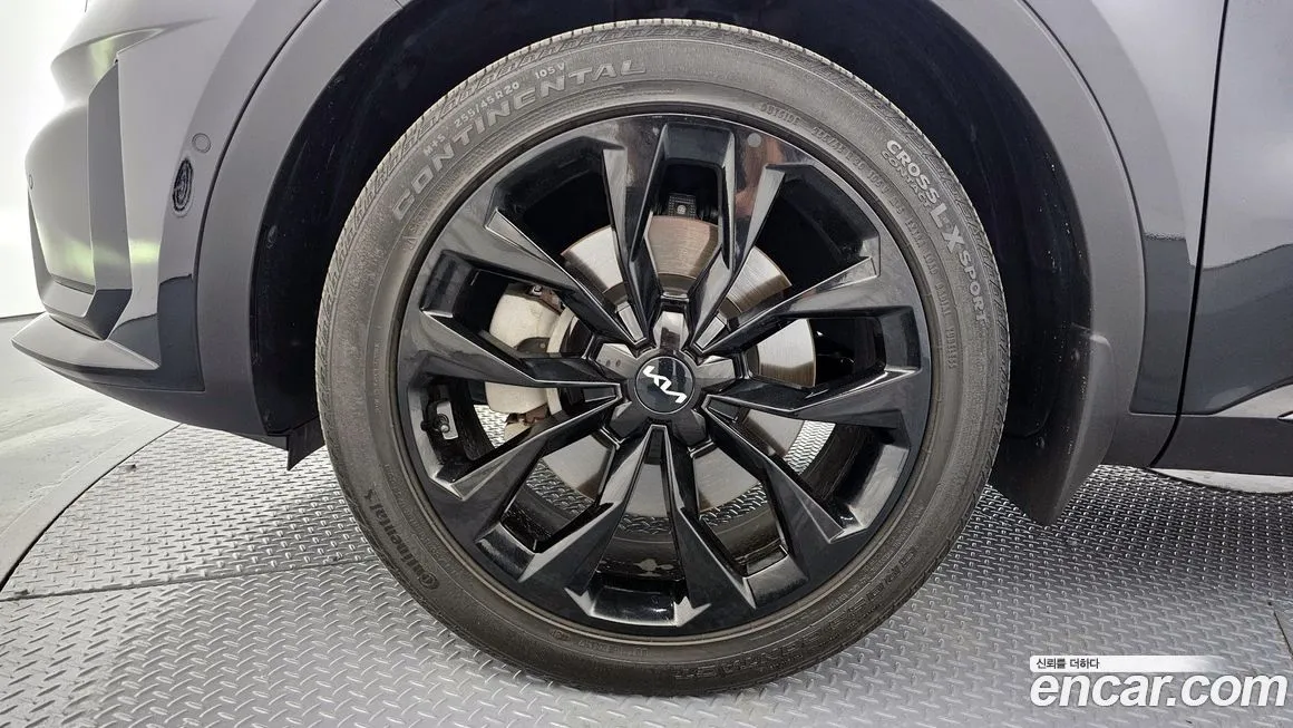 Kia Sorento — фото 8