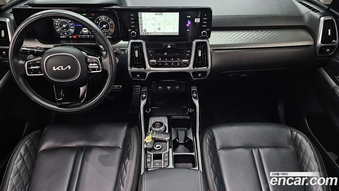 Kia Sorento — фото 10