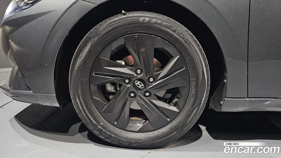 Hyundai AVANTE — фото 10