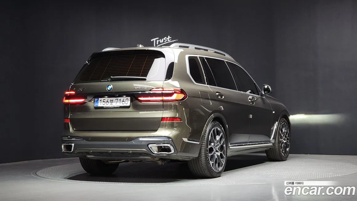 BMW X7 — фото 4