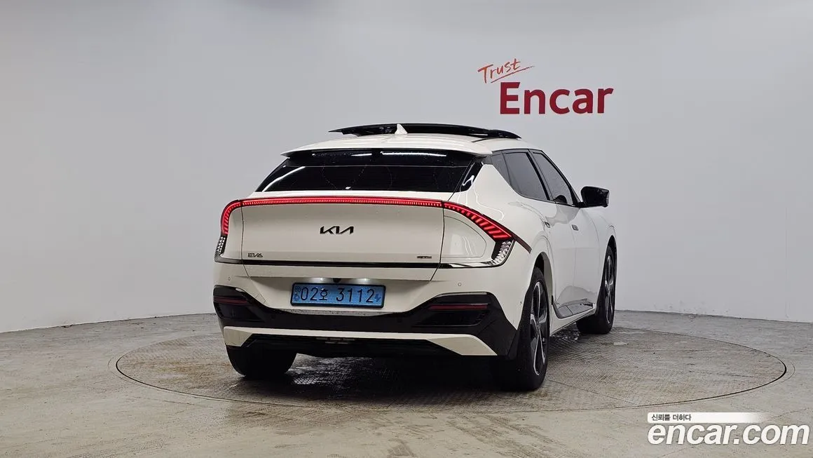 Kia EV6 2024 из KR, фото 2