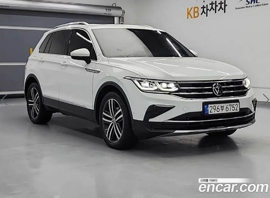 Volkswagen Tiguan — фото 8