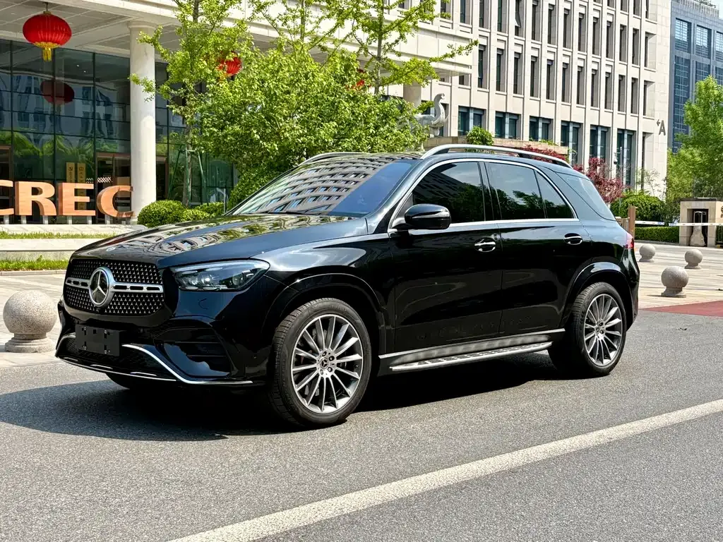 Mercedes-Benz GLE — фото 1