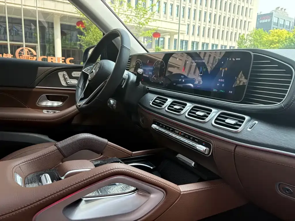 Mercedes-Benz GLE — фото 8