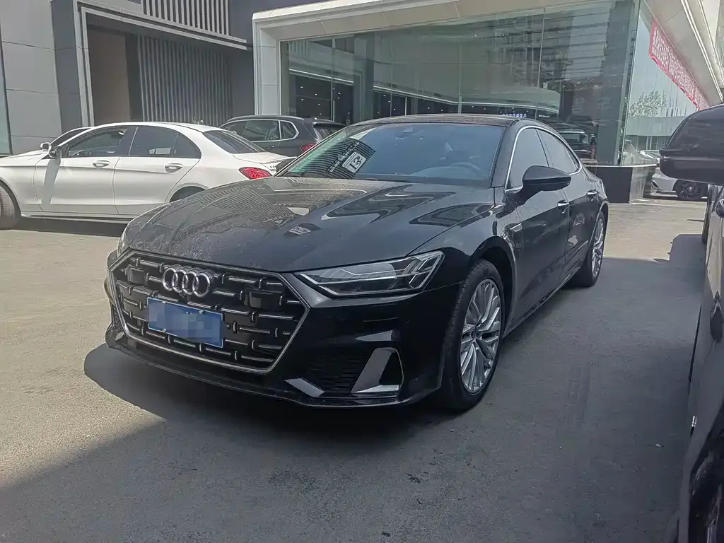 Audi A7L 2024 из CN, фото 1