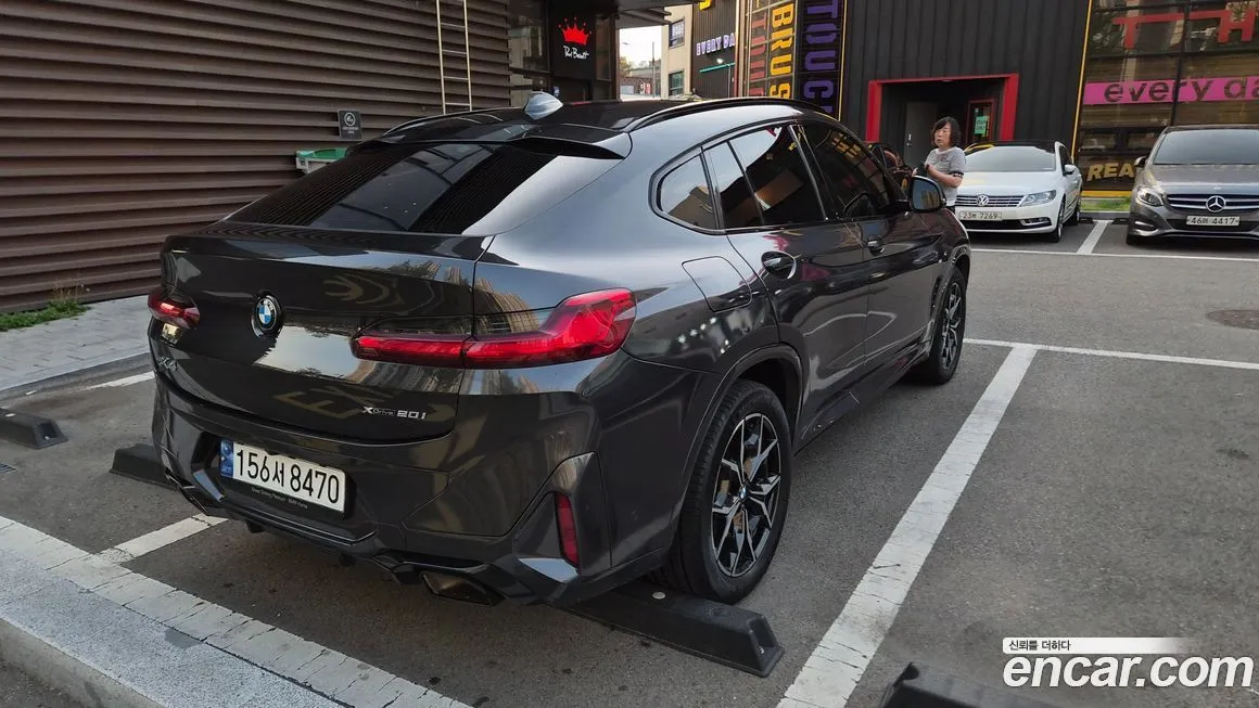 BMW X4 2023 из KR, фото 3