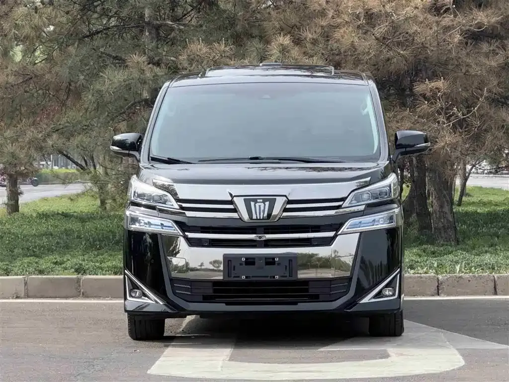 Toyota Vellfire — фото 6