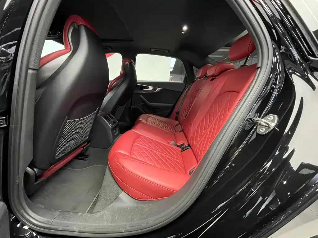Audi S4 2021 из CN, фото 5