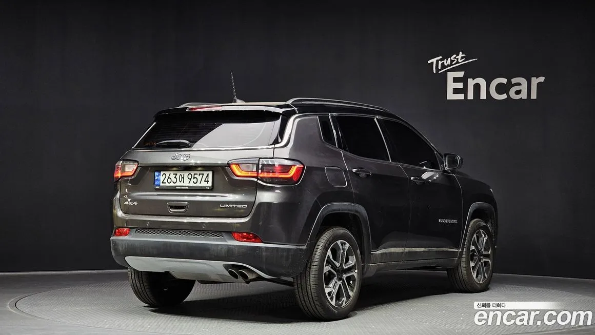 Jeep Compass 2022 из KR, фото 5