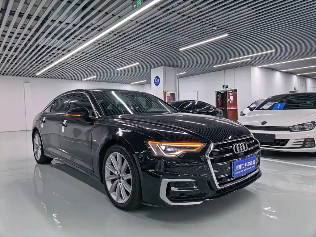 Audi A6L 2021 из CN, фото 9